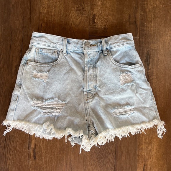 PacSun Pants - Pacsun Jean Shorts Vintage High Rise Denim Distressed Light Wash Frayed size 27